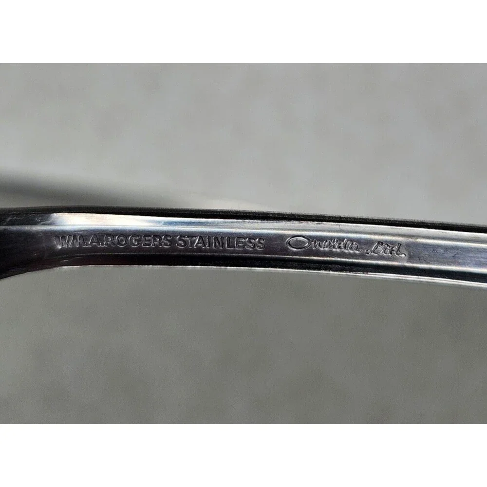 Oneida Ltd FRIENDSHIP Stainless Spoons & Butter Knife Flatware Wm A Rogers 3 Pcs